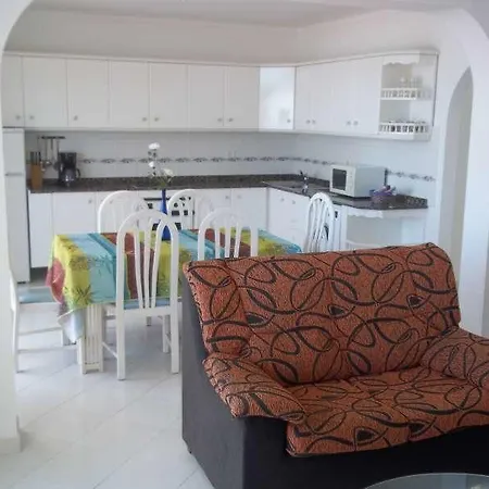 Tabibi Apartament *